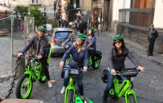 Tour per il centro storico di Napoli in E-bike, chiesa dei Girolamini